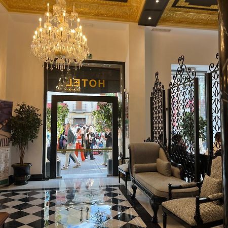 Adriano Boutique Sevilla Exteriör bild