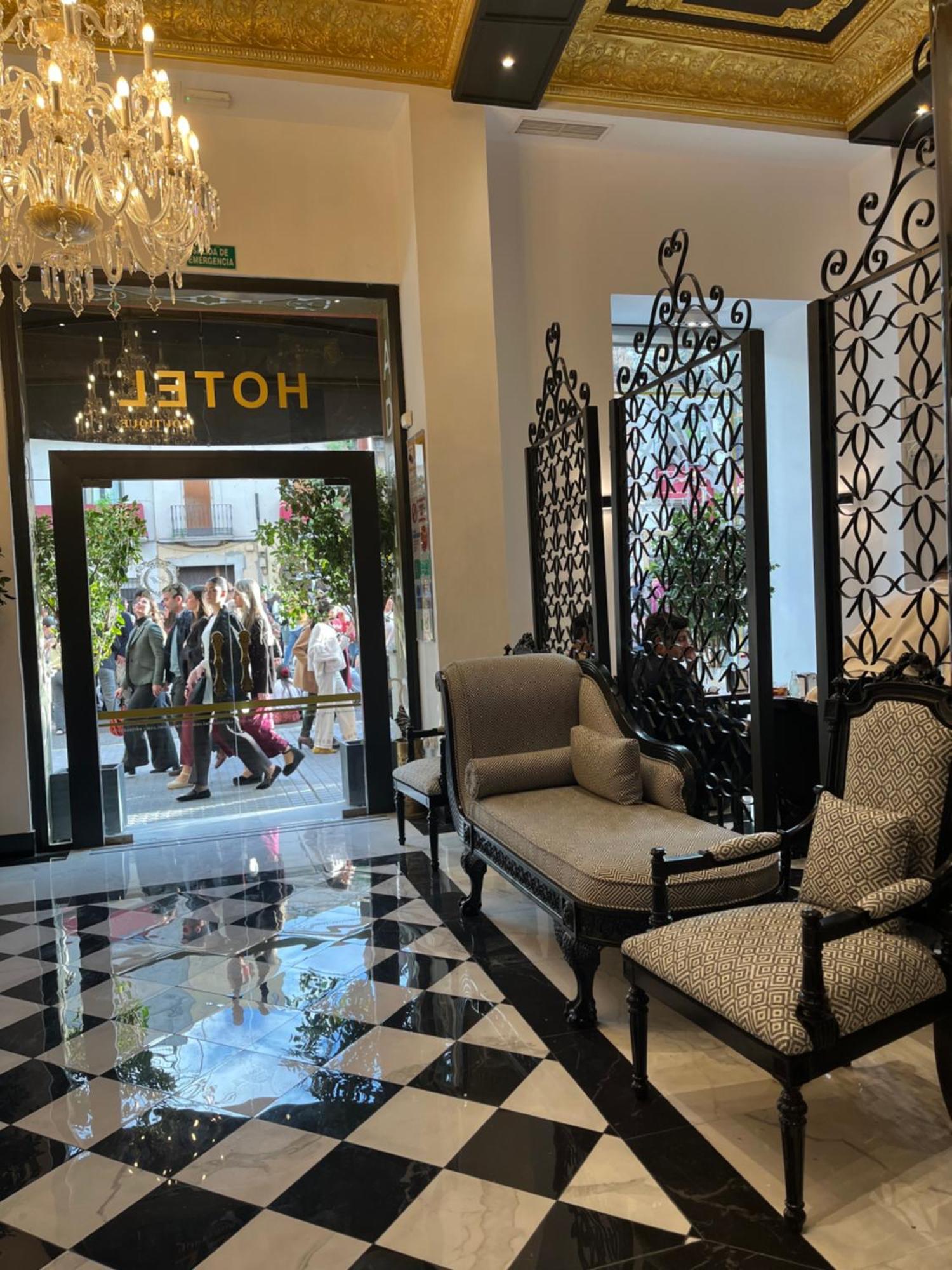Adriano Boutique Sevilla Exteriör bild
